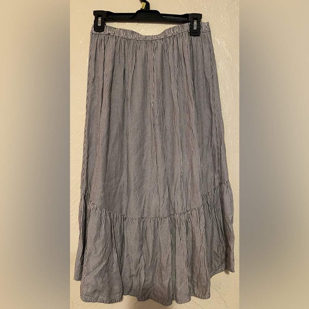 Hollister Long skirt - Picture 2 of 2